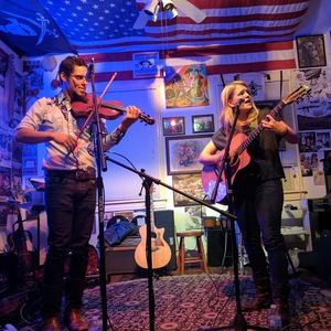 Meet your Posher, Violet